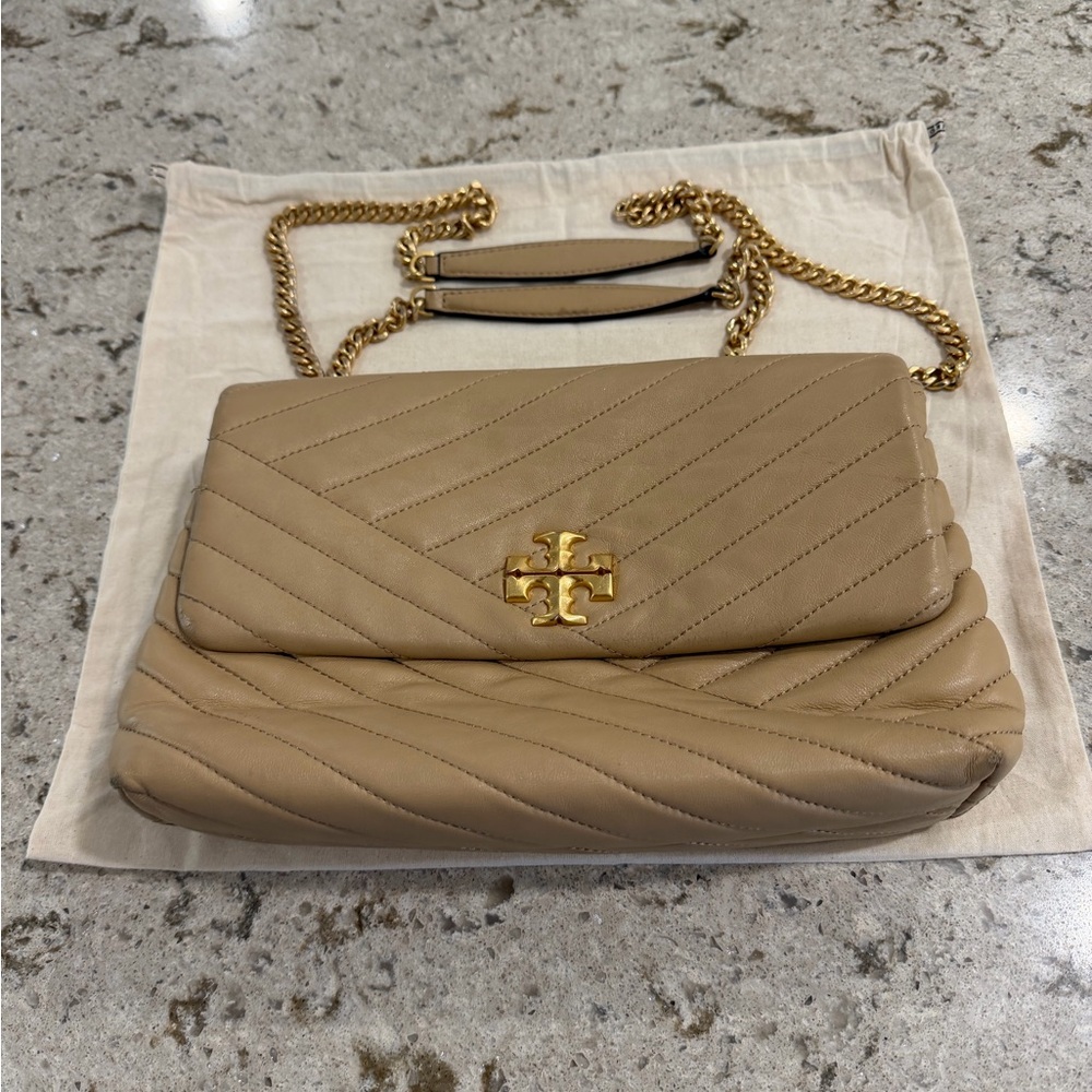 Tory Burch Kira Purse/Shoulder Bag with Gold Chain